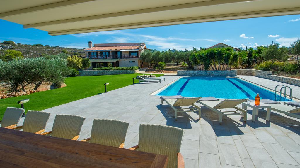 Villa Mathea Kounoupidhiana Bagian luar foto
