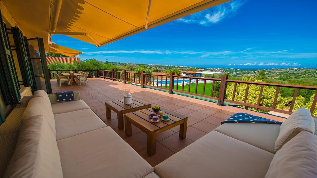 Villa Mathea Kounoupidhiana Bagian luar foto