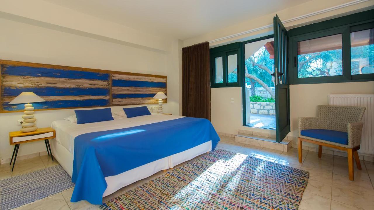 Villa Mathea Kounoupidhiana Bagian luar foto